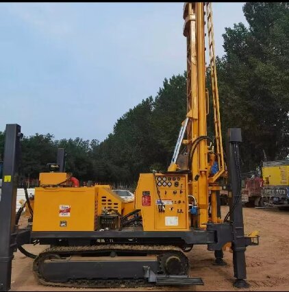 黄梅岩石井施工